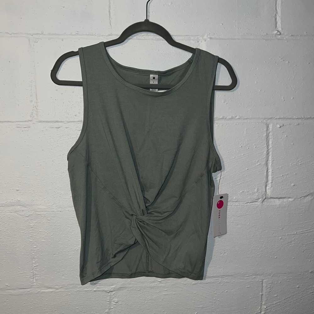 Brand new Yogalicious tank top! Size L